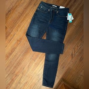 NWT sts jeans size 8